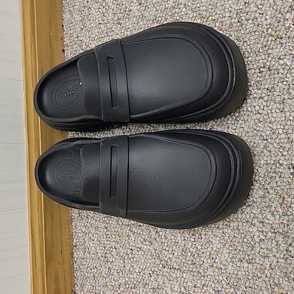 Black Crocs Unisex Stomp Platform Loafers Sz M7/W9. Like New - Picture 4 of 8